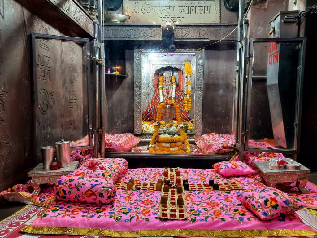 omkareshwar temple timings
