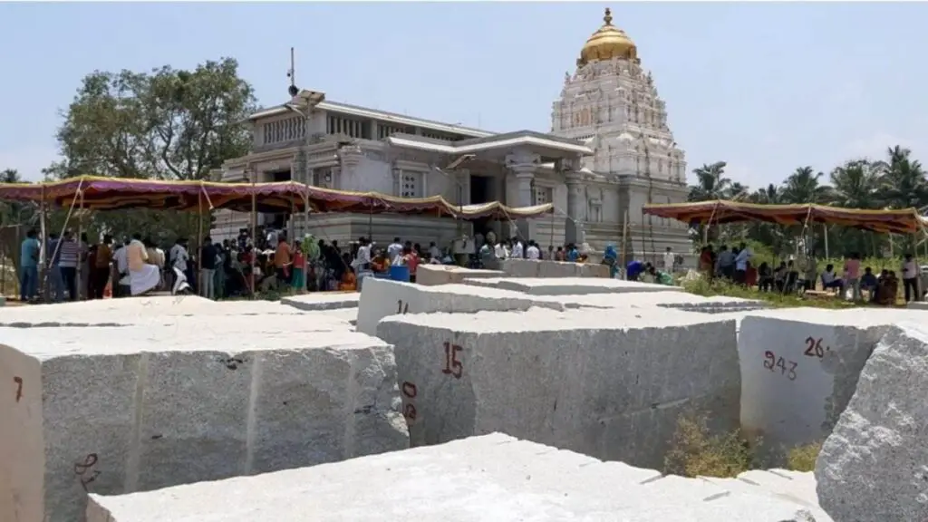 bhu varaha swamy temple near mysore timings