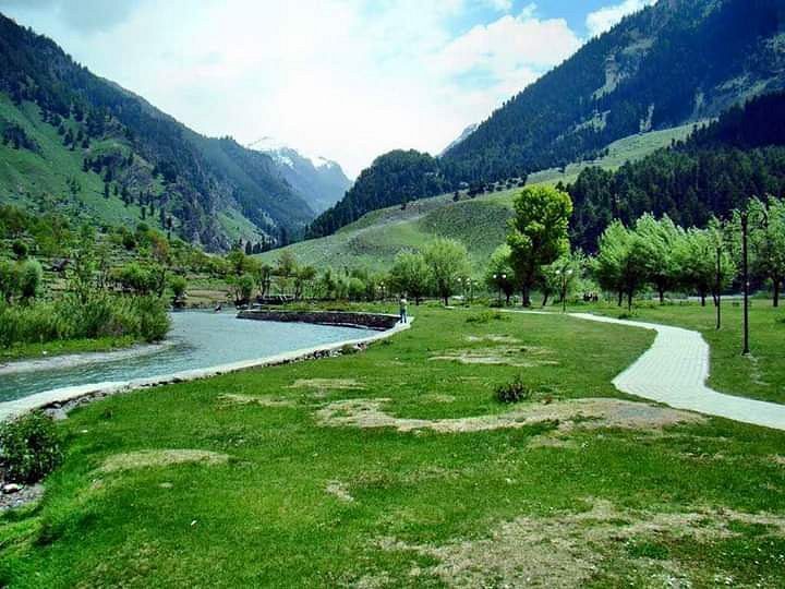 places to visit in kashmir in february 